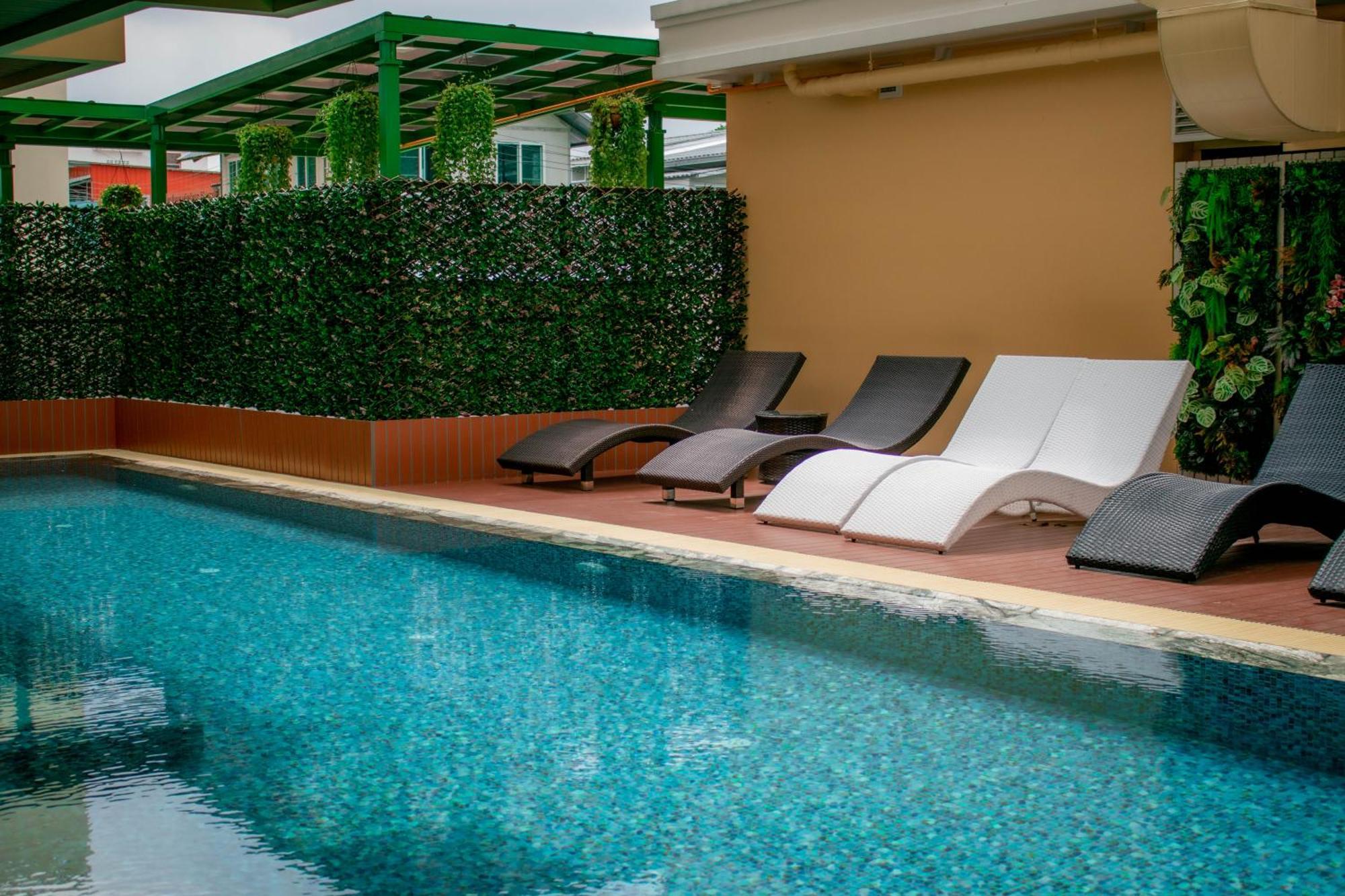 Siri Grand Bangkok Hotel Zewnętrze zdjęcie