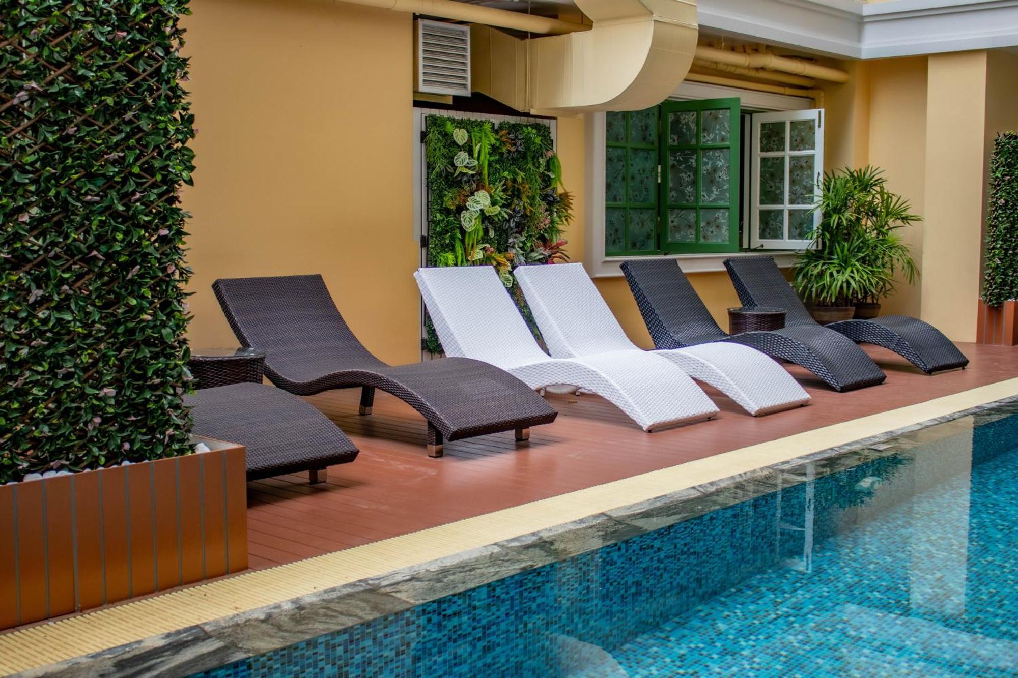 Siri Grand Bangkok Hotel Zewnętrze zdjęcie