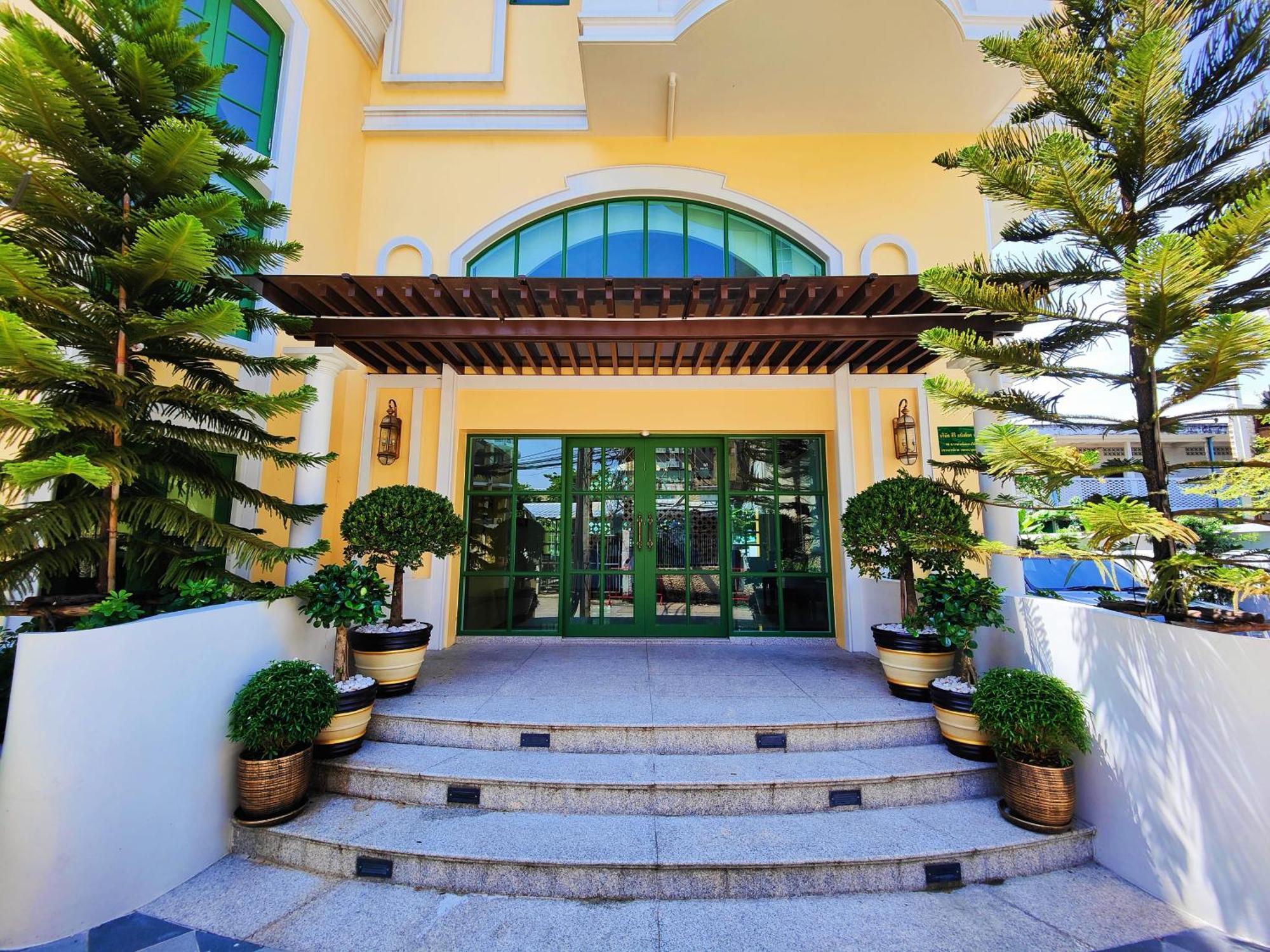 Siri Grand Bangkok Hotel Zewnętrze zdjęcie