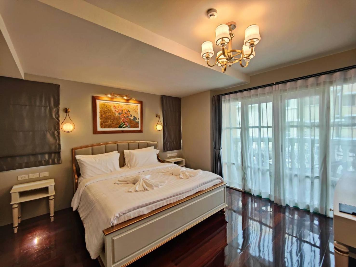 Siri Grand Bangkok Hotel Zewnętrze zdjęcie