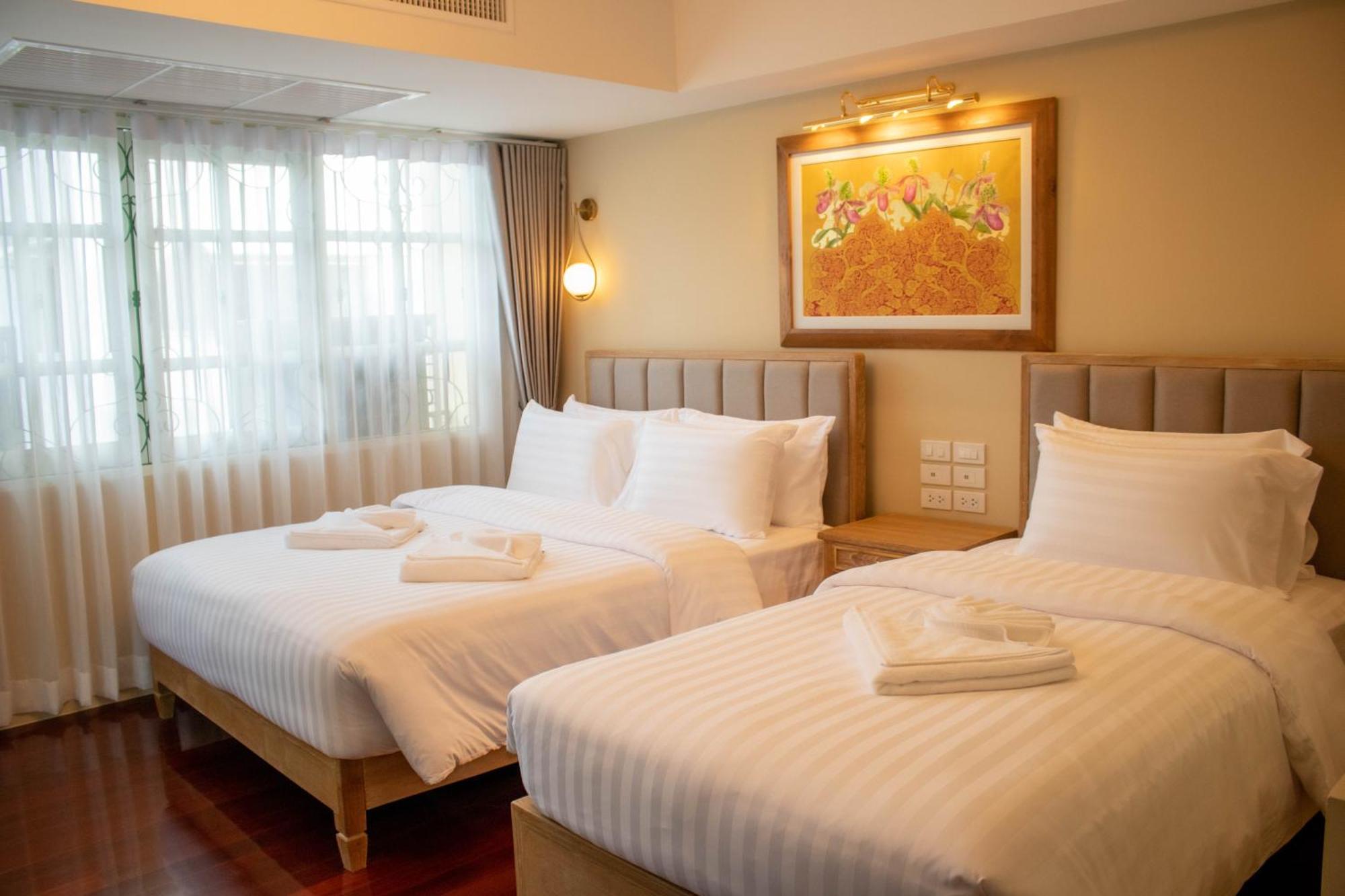 Siri Grand Bangkok Hotel Zewnętrze zdjęcie